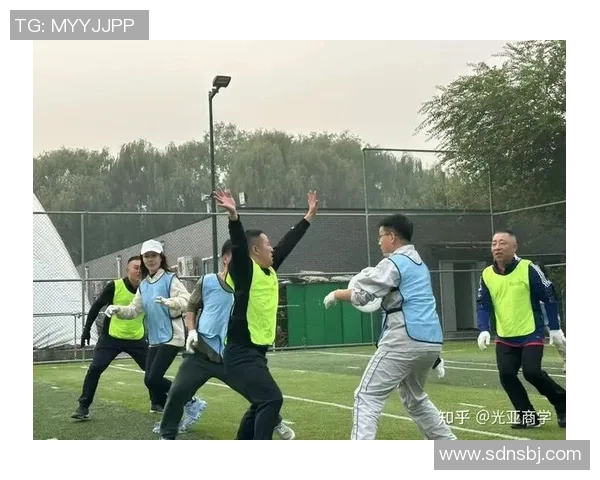 成都飞盘队与西安飞盘队赛后战术分析与总结探讨MBA